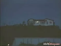 彼はカジノで多くを失い、痛いほどロシアの男のお尻を蹴った スレンダー 美人 アダルト