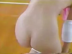 私は忙しいお母さん、浴室で彼女の息子をスキップしています スレンダー 巨乳 アダルト
