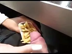 金髪と情熱的な金髪にストッキングと楽しい月のソファ 長身 スレンダー 動画