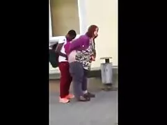 彼女の夫と友人は、彼の妻を解放するために三人のグループを組織しました スレンダー 巨乳 エロ