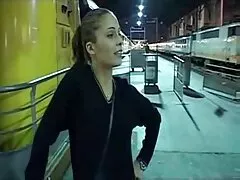 顧客の治療用マッサージする遺跡のに十腐敗に スレンダー 熟女 無料 動画