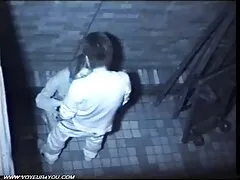 上司は、オフィスで服やクソを見つけるために従業員を見つけました スレンダー 美人 エロ 動画