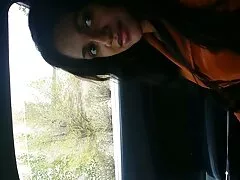 ブルネットの恋人は顔を射精し、洞窟で濡れる スリム 巨乳 動画